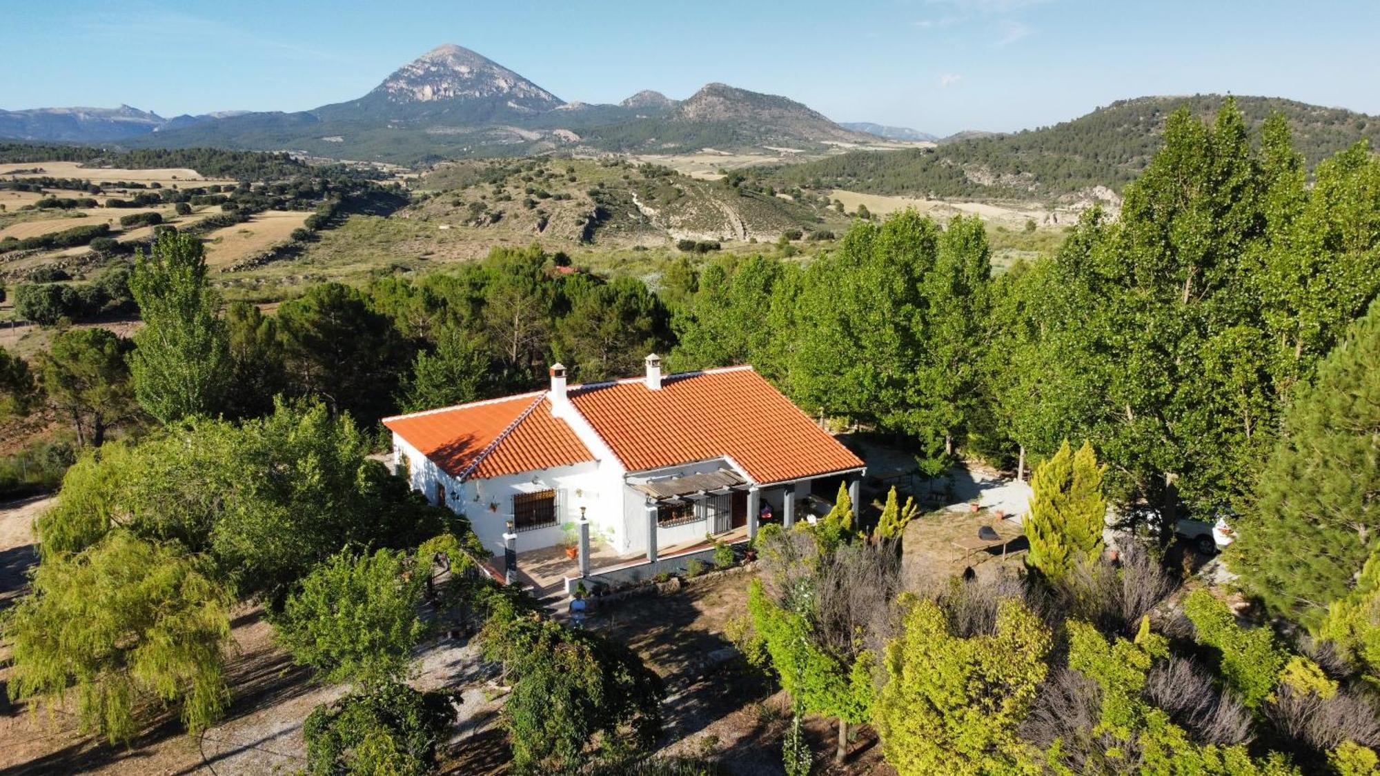 El Rincon Del Guardal, Alojamiento Rural Y Guias De Montana San Clemente  Bagian luar foto